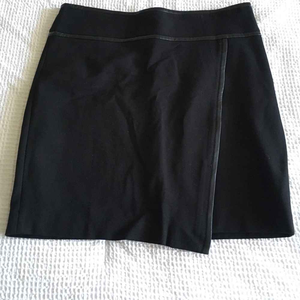 EUC WHBM Skirt-sz 8